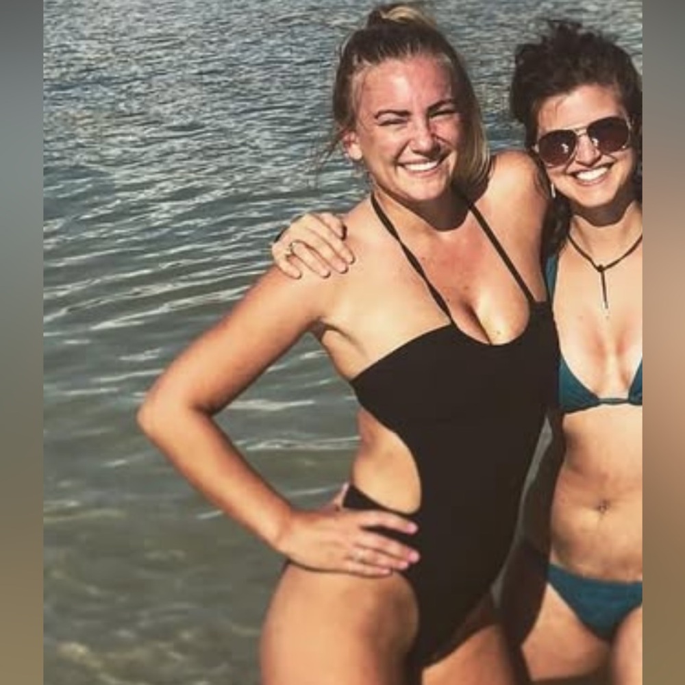 TORY BURCH ONE PIECE SWIM SUOT WORN ONCE